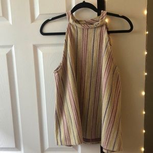 Sleeveless woven top with back button details